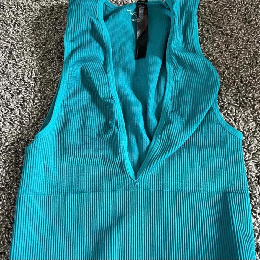 urban outfitters tank top